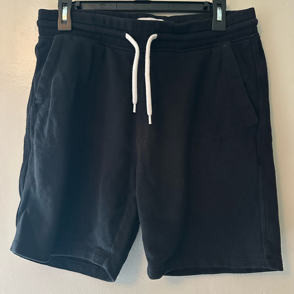 Old Navy Black Athletic Men's Shorts
